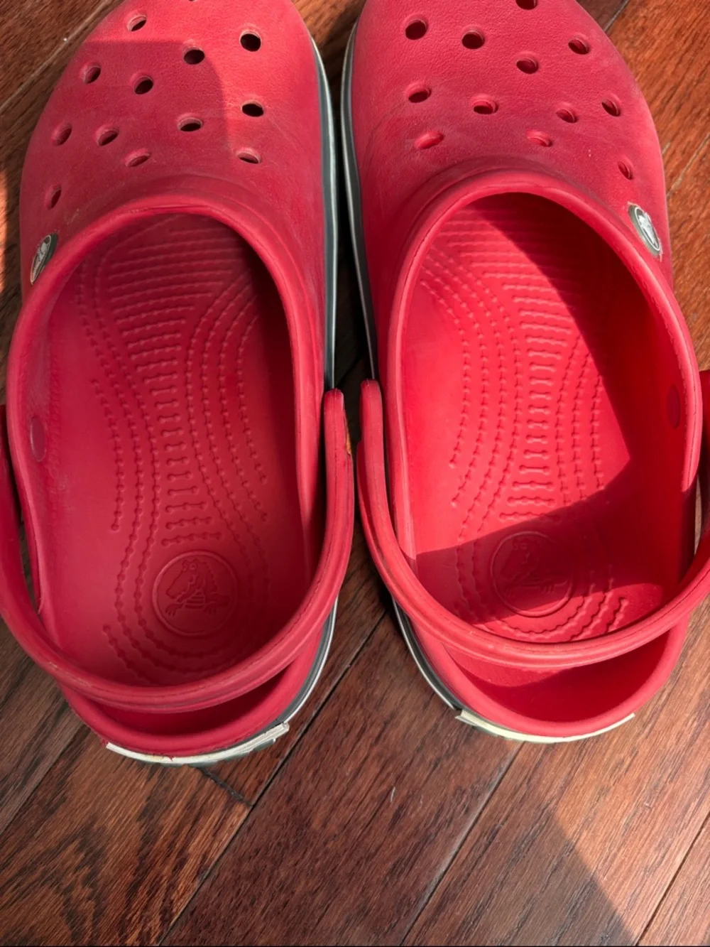 CROCS Kids Red Classic Clog with Heel Strap - Picture 11 of 11